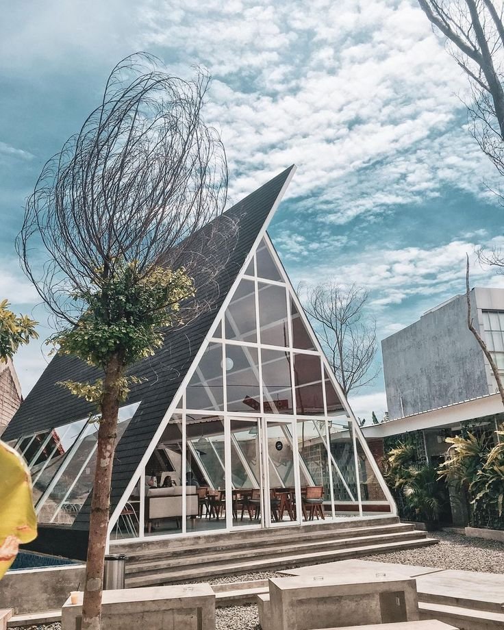 Bobotan Pemasangan Atap Coffee.Shop DiMedan.